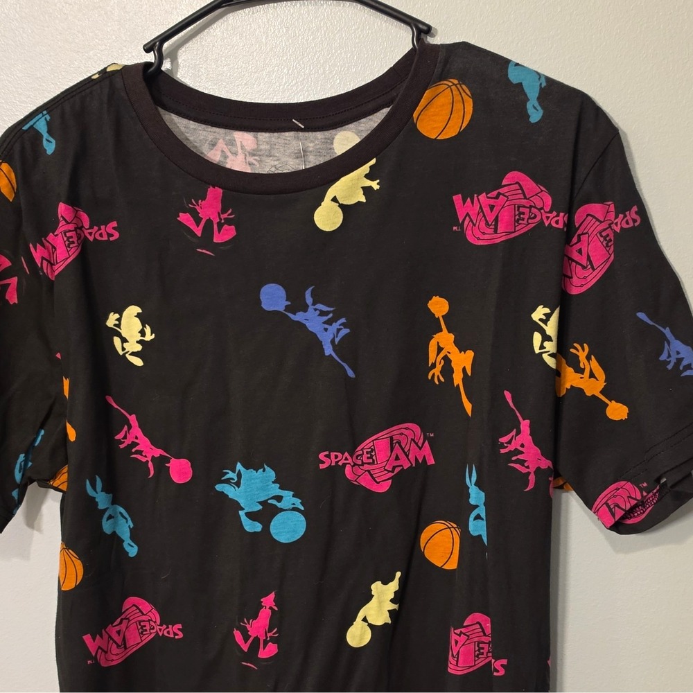 Space Jam Men's Bugs Bunny Graphic Print Tee Black Crew Neck Short Sleeve M #348
